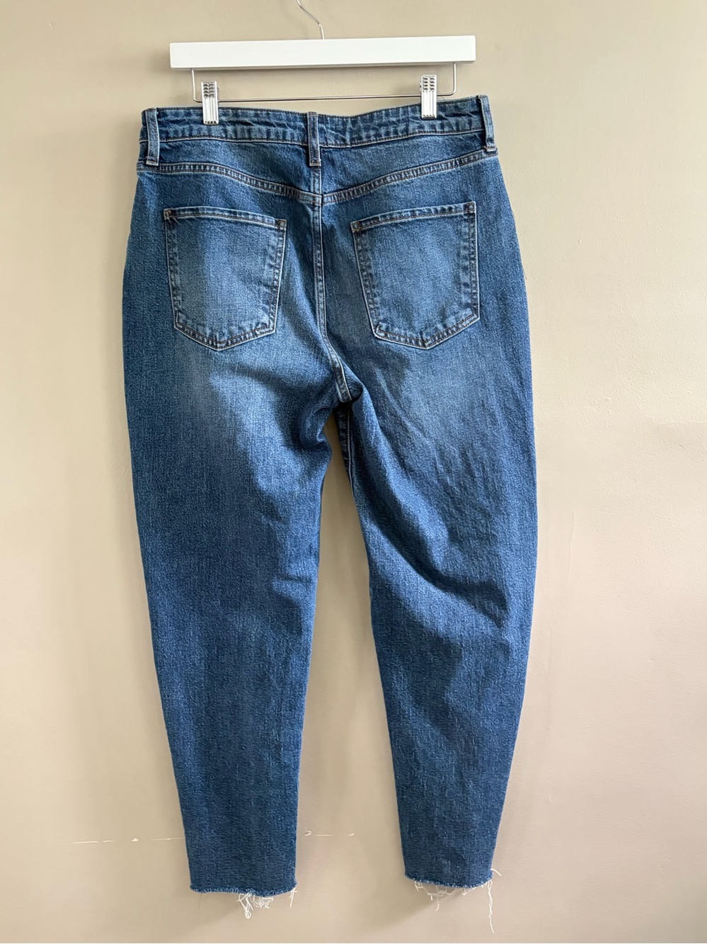 KUT from the Kloth Ashley Slouchy Barrel Jean size 10 raw hem - Picture 2 of 5